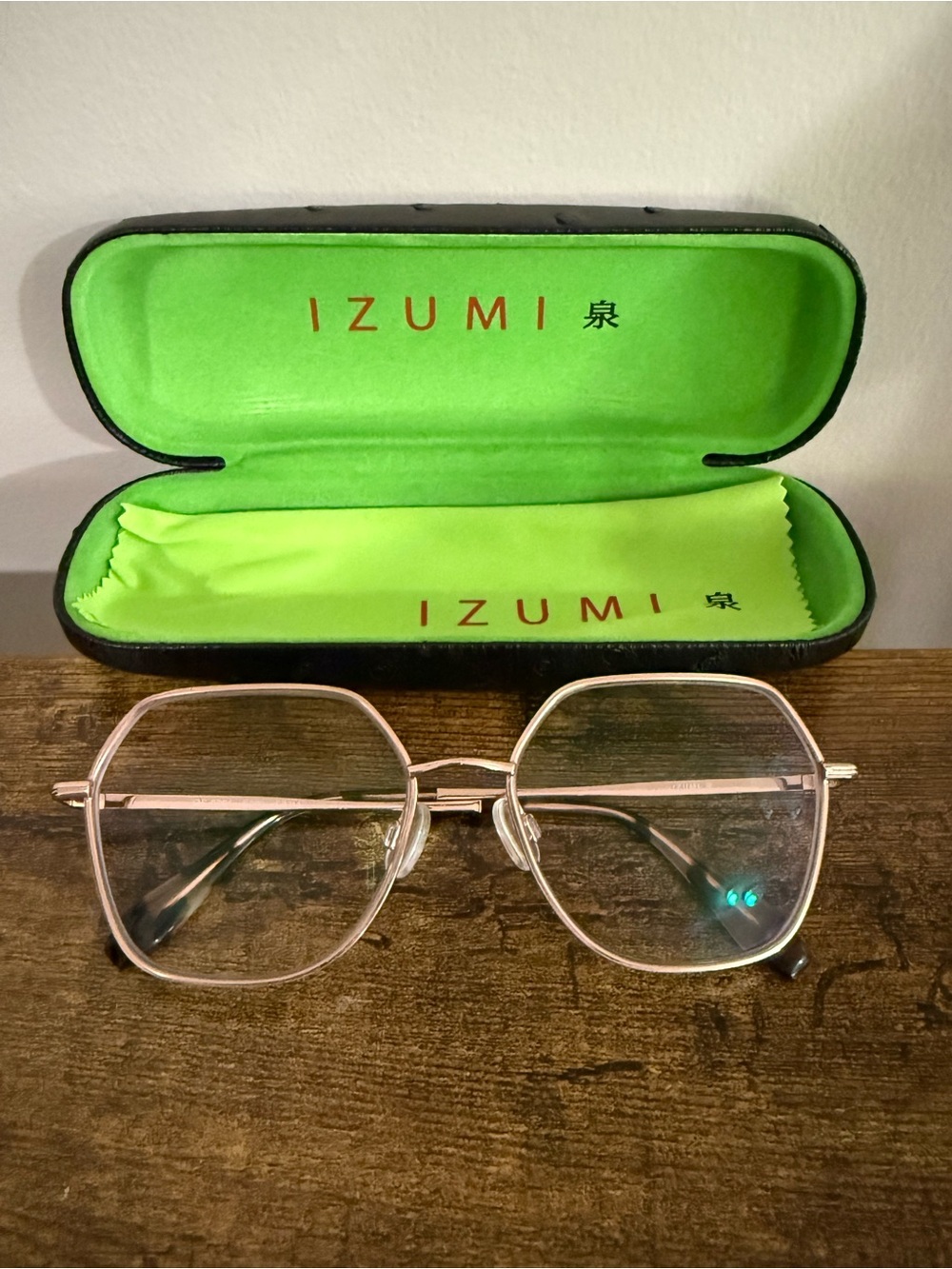 Izumi Women's Blush Rose Gold Geometric Frame Eyeglasses - OS-9381 S209 2025